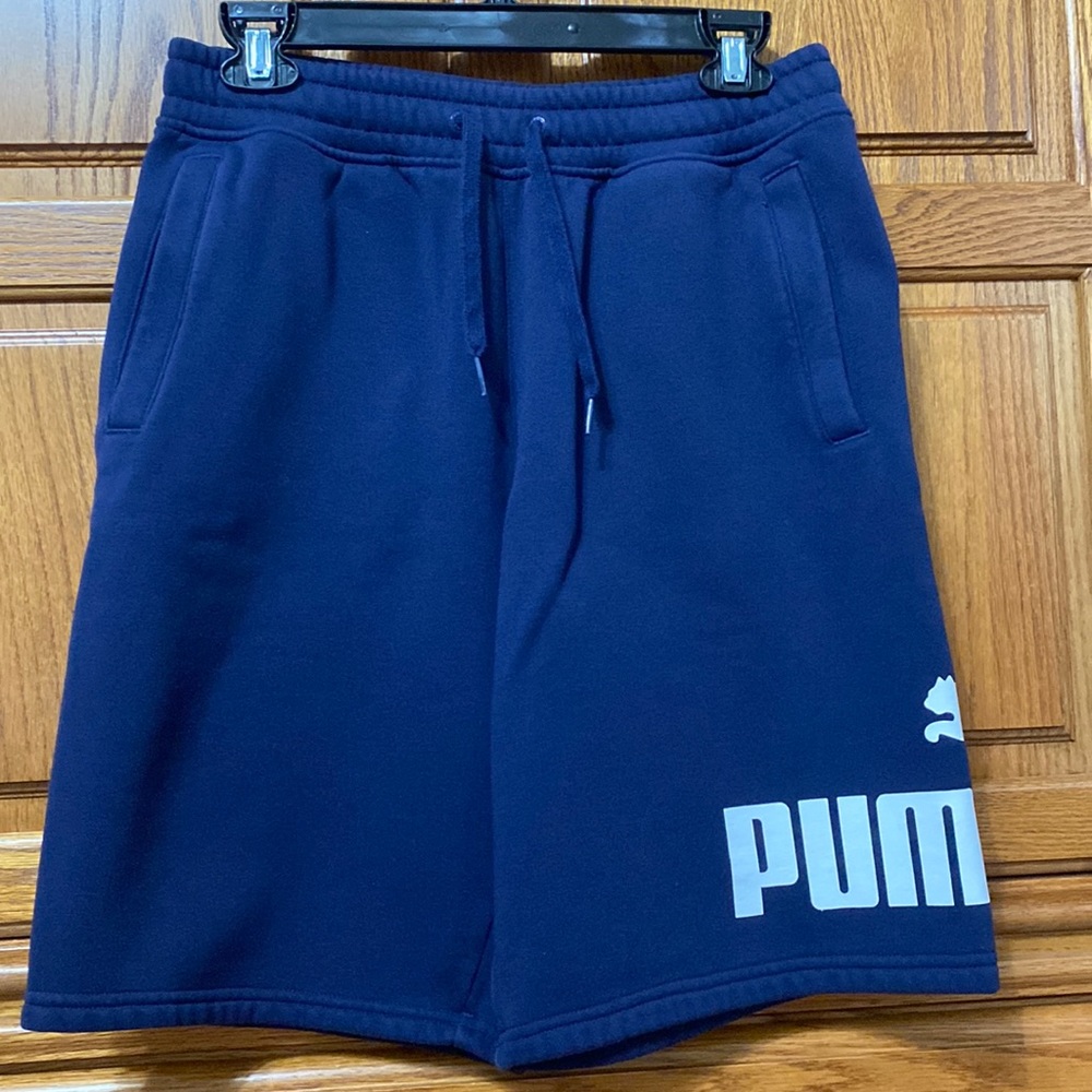 Men’s Puma fleece shorts